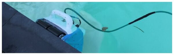 Robot Pool Track Feedom con batería - Imagen 8