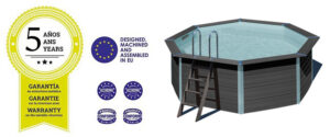 imagen montaje 5 años de Garantía Piscina composite Cuadrada